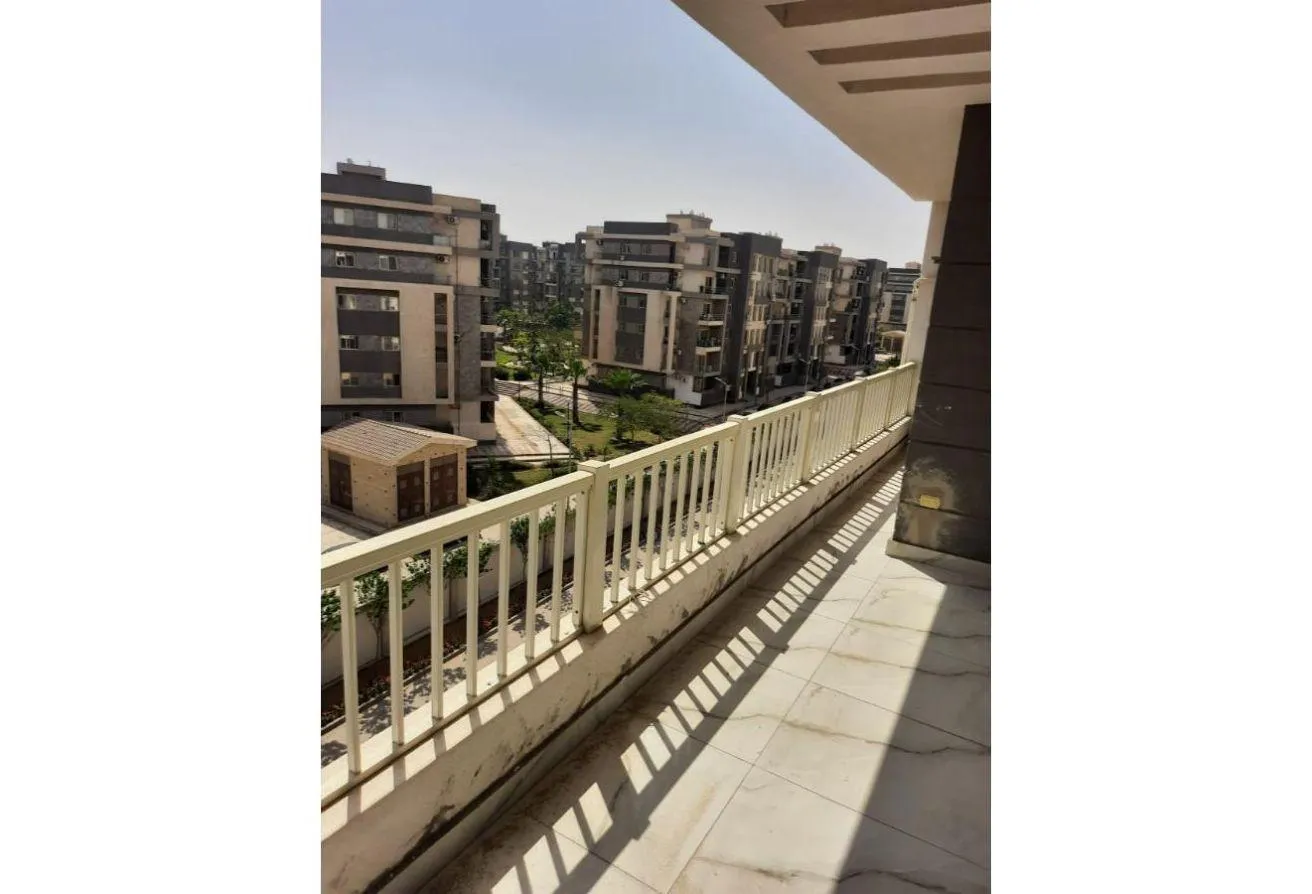Rent in JAYD Residence: 4-bedroom apartment for rent in jayd compound