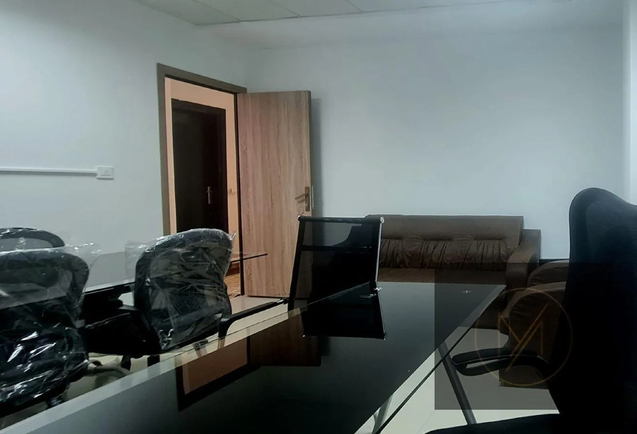 Rent in The 1st Settlement: للايجار الاداري بالتجمع الأول غرف مجهزه بالكامل