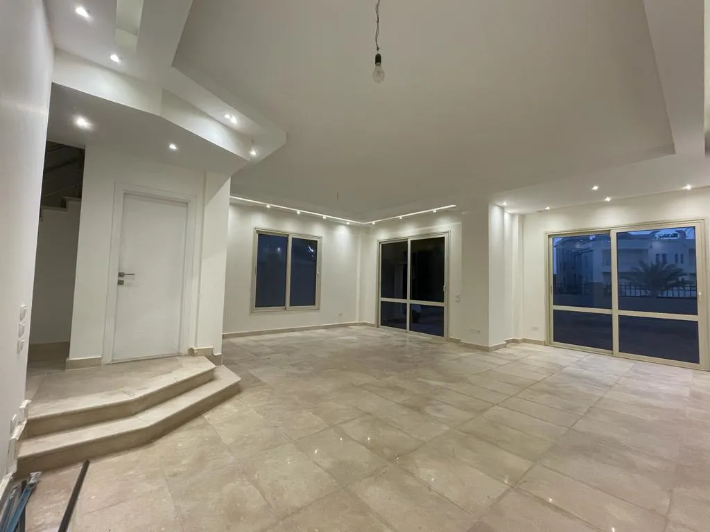 Standalone villas 3 bedrooms for sale in El Patio Shorouk City