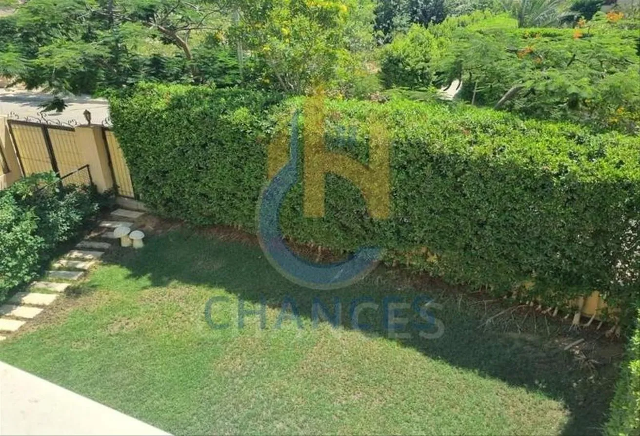 Rent in La Rosa: Town House For Rent In 5TH Settlement (450m)