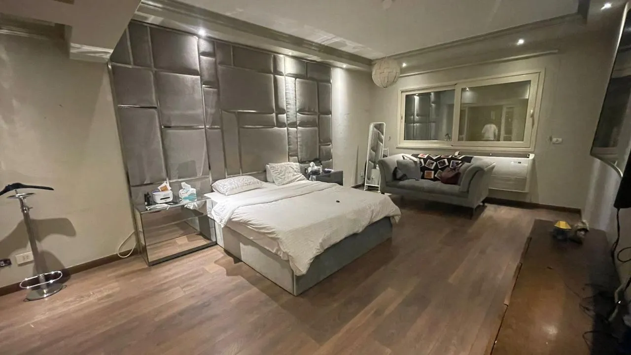 Gallery Image 12