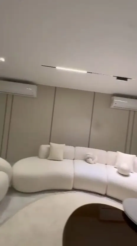 For sale, super lux apartment, first residence, on the main St of Musaddaq