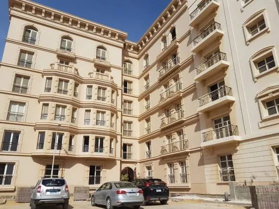 Studio For resale in Hyde Park, Center Ville New Cairo