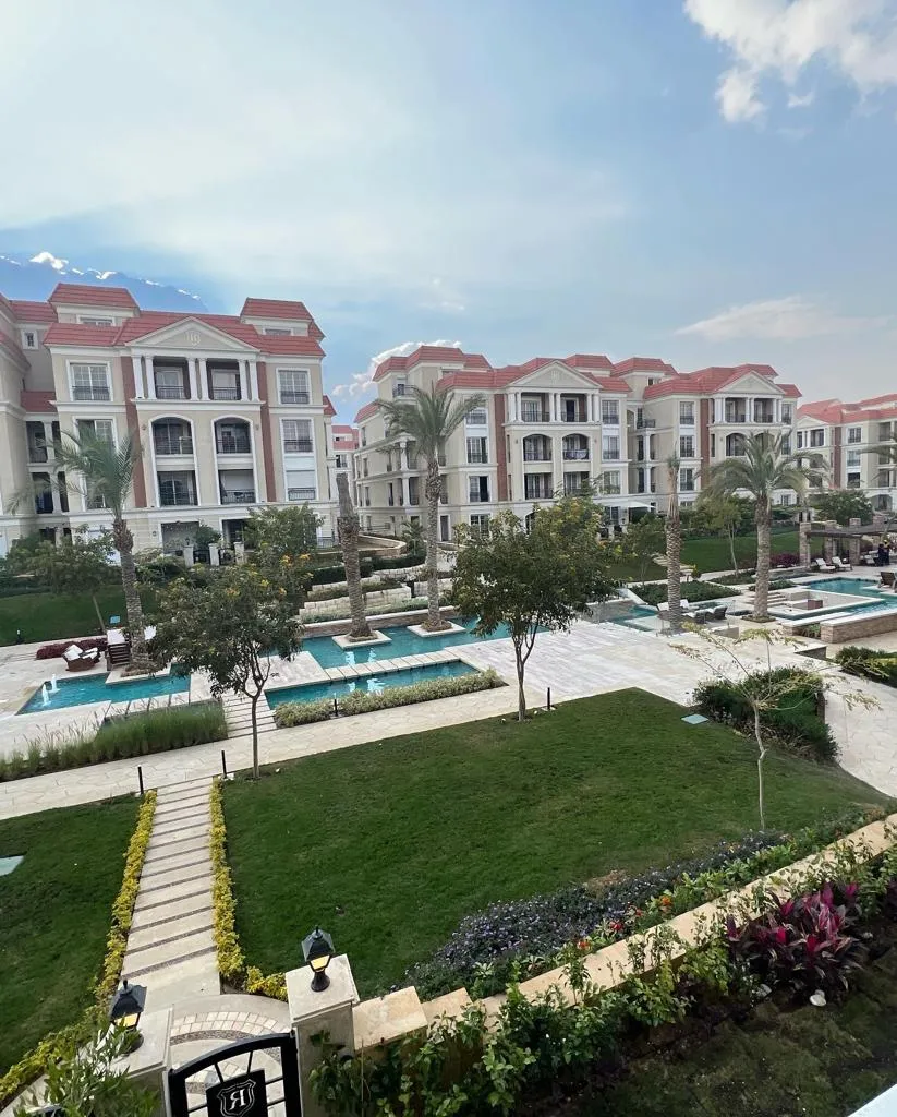 Fully finished apartments 2 bedrooms for sale in Regents Park New Cairo