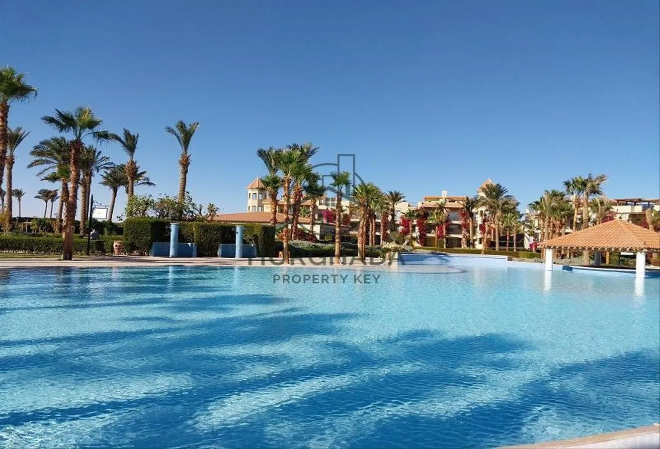 Sale in Veranda: Furnished 2 bedroom apartment for sale in Veranda