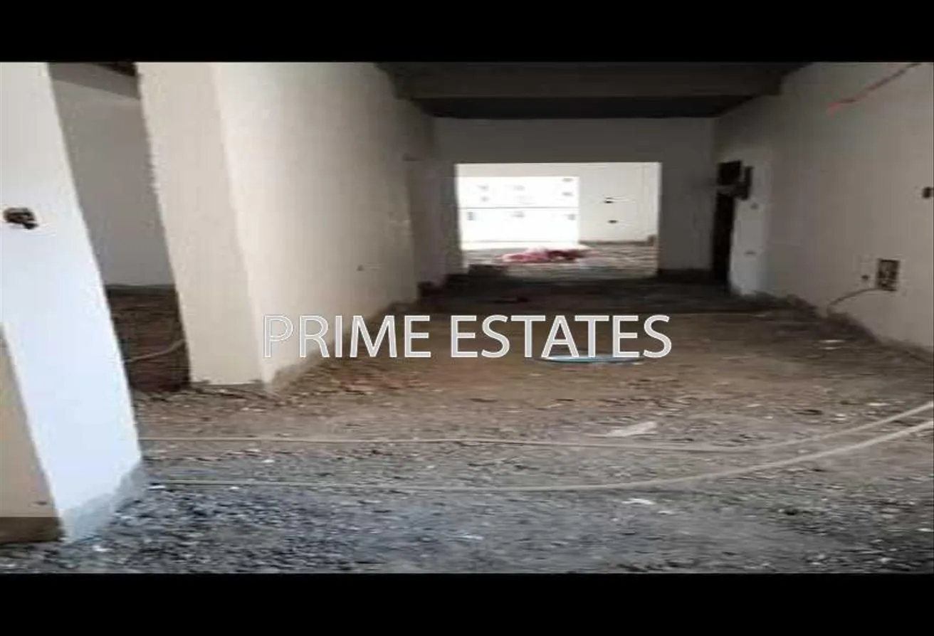 Sale in Touristic Zone 6: Roof for sale in El Syahia 6 - October