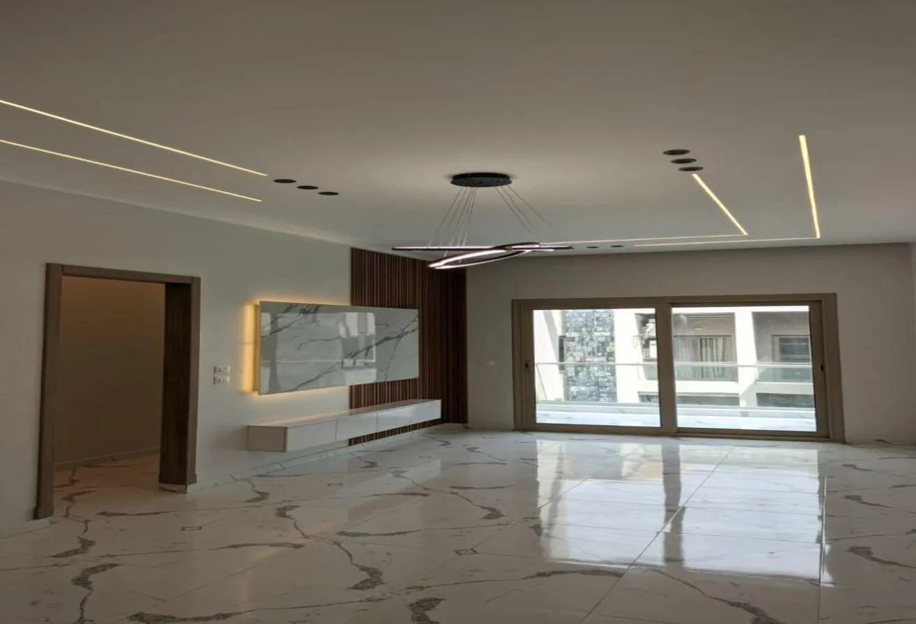 Sale in Galleria Residences: apartment for sale in Galleria Residence, Fifth