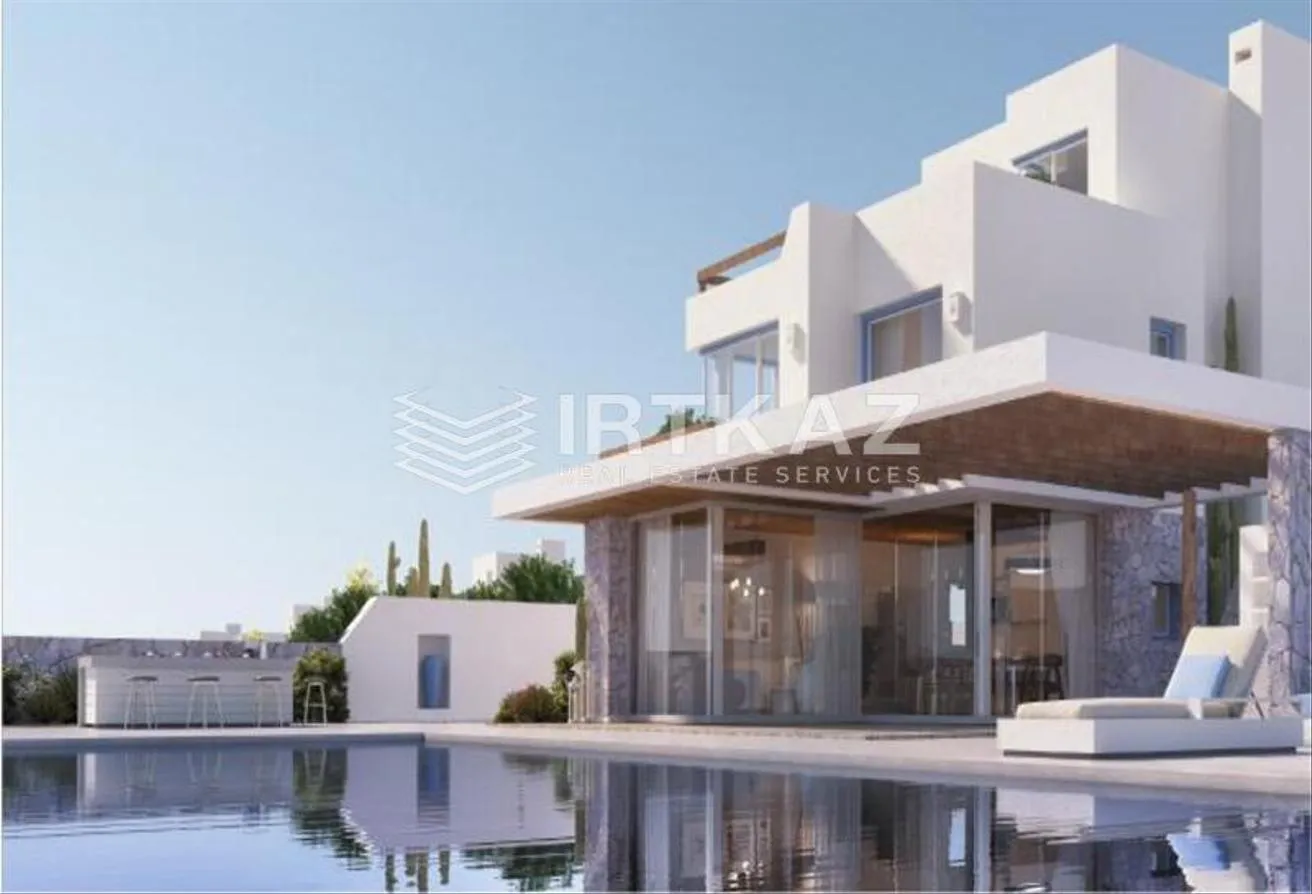 Sale in D-Bay: chalet 2 bed direct on the Crstal lagoons in d-bay