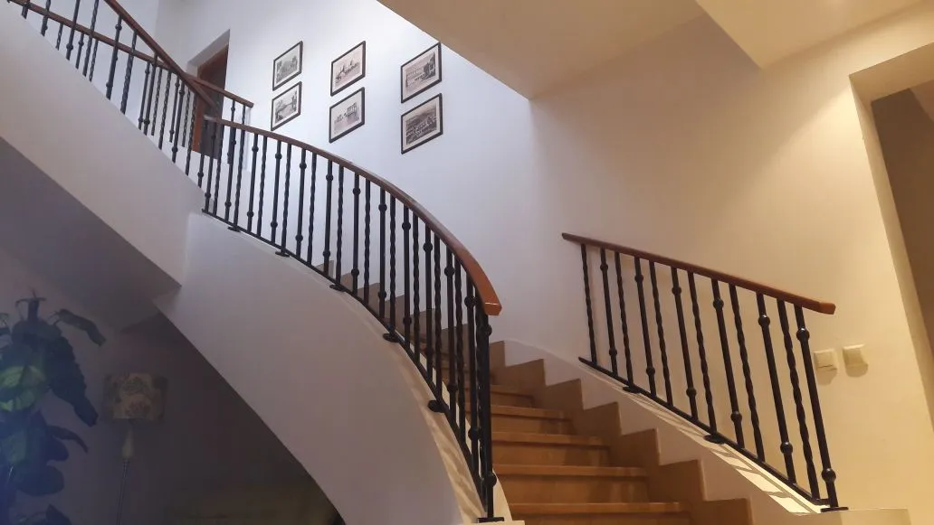 Sale in Marassi: The only one story villa for sale silver sands