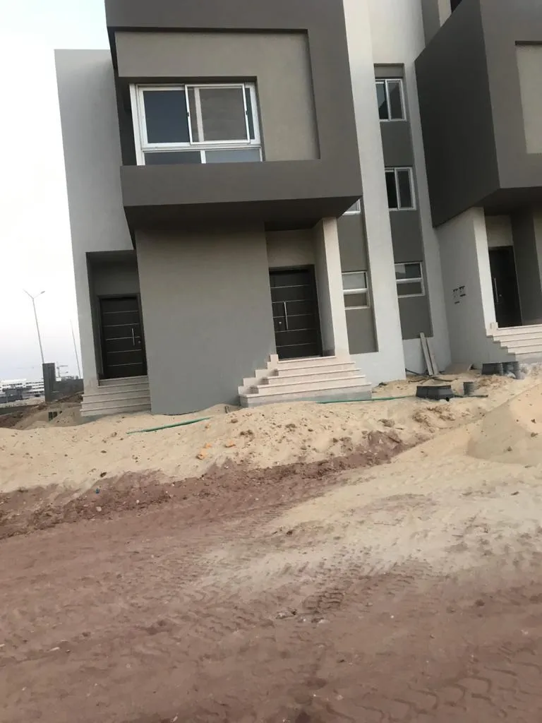 Townhouse for resale in Sheikh Zayed, ETAPA in a prime location