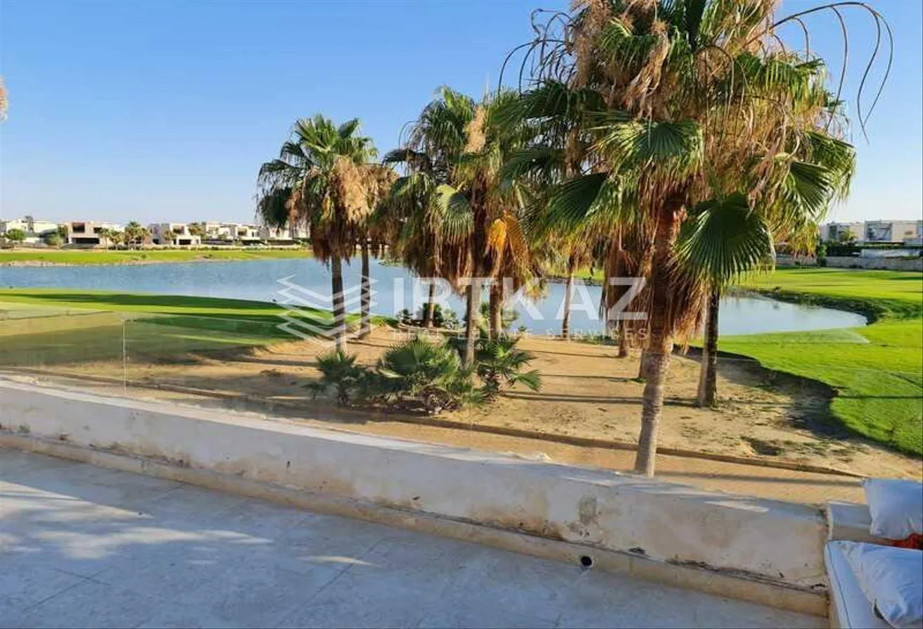 Sale in Hacienda West: 3beds sea view garden chalet lowest price