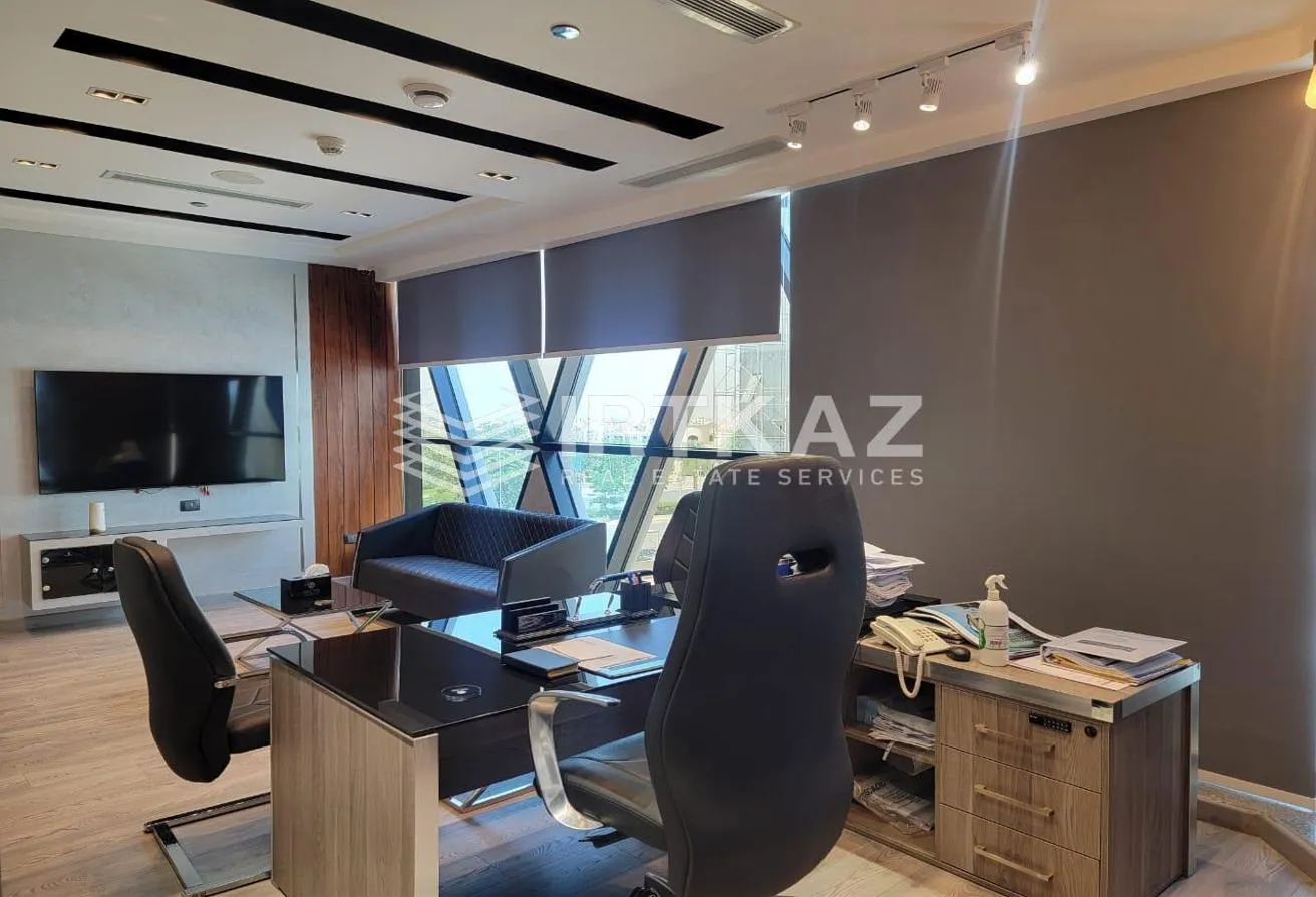 Rent in Cairo Business Plaza: Office 190m Finished With Lowest Price Per Meter