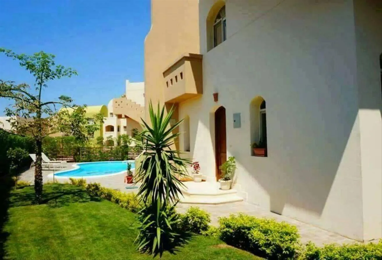 Sale in Sahl Hasheesh Resort: Finished villa for sale in sahl hasheesh