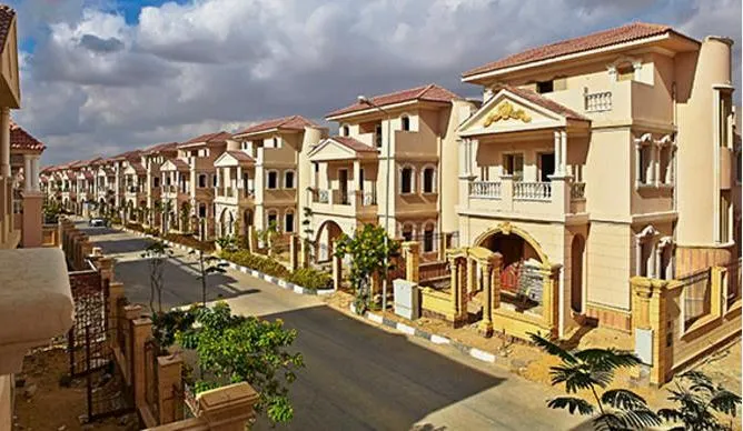 Stand alone for sale under market price in Royal Maxim New Cairo