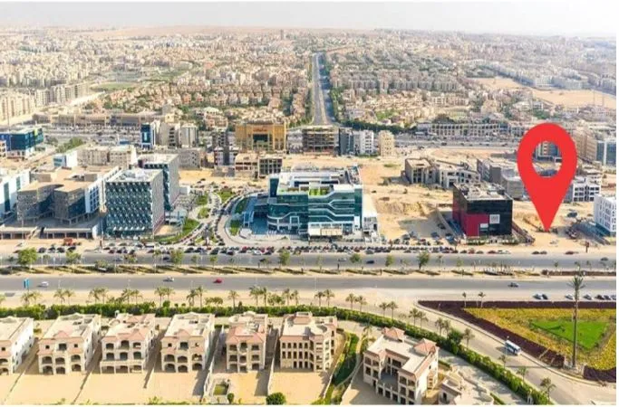 Sale in Livelli Mall: Shop for sale in Life Mall next to the AUC