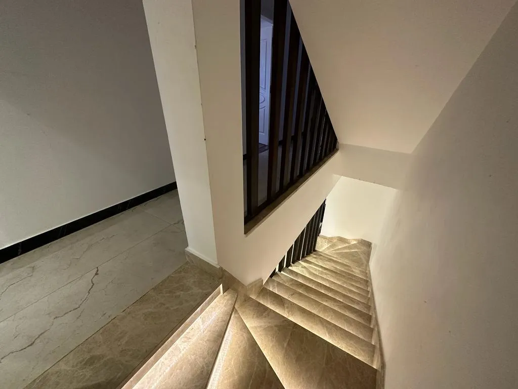 Gallery Image 20