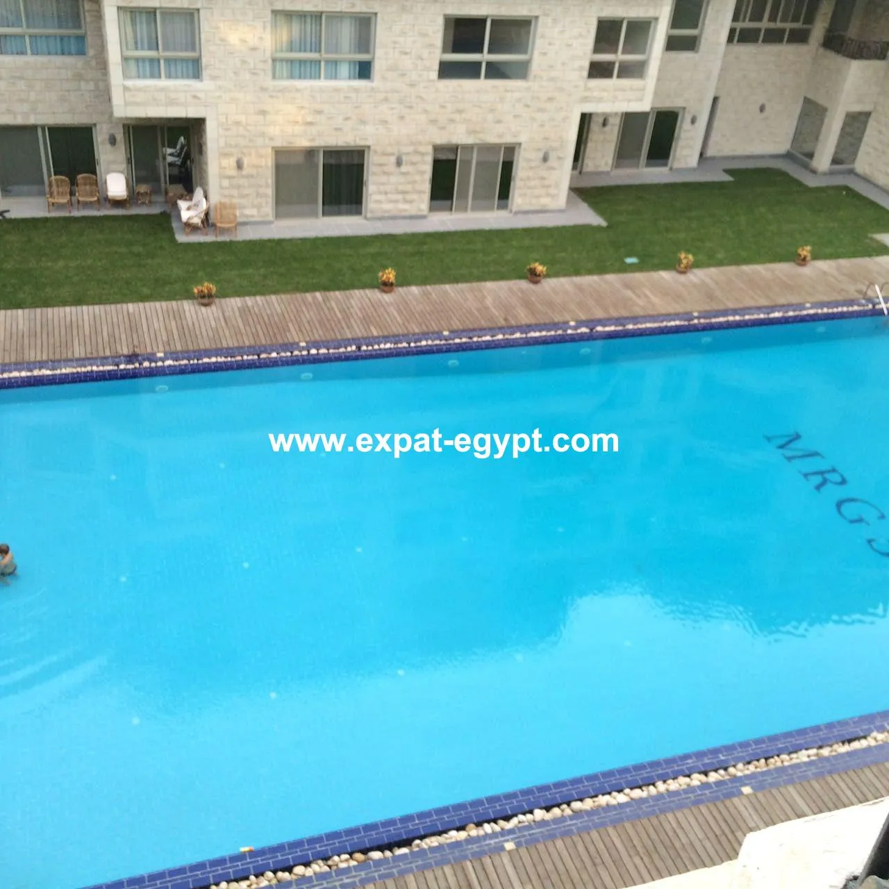 Luxury apartment for sale in a mini compound , Sarayat El Maadi