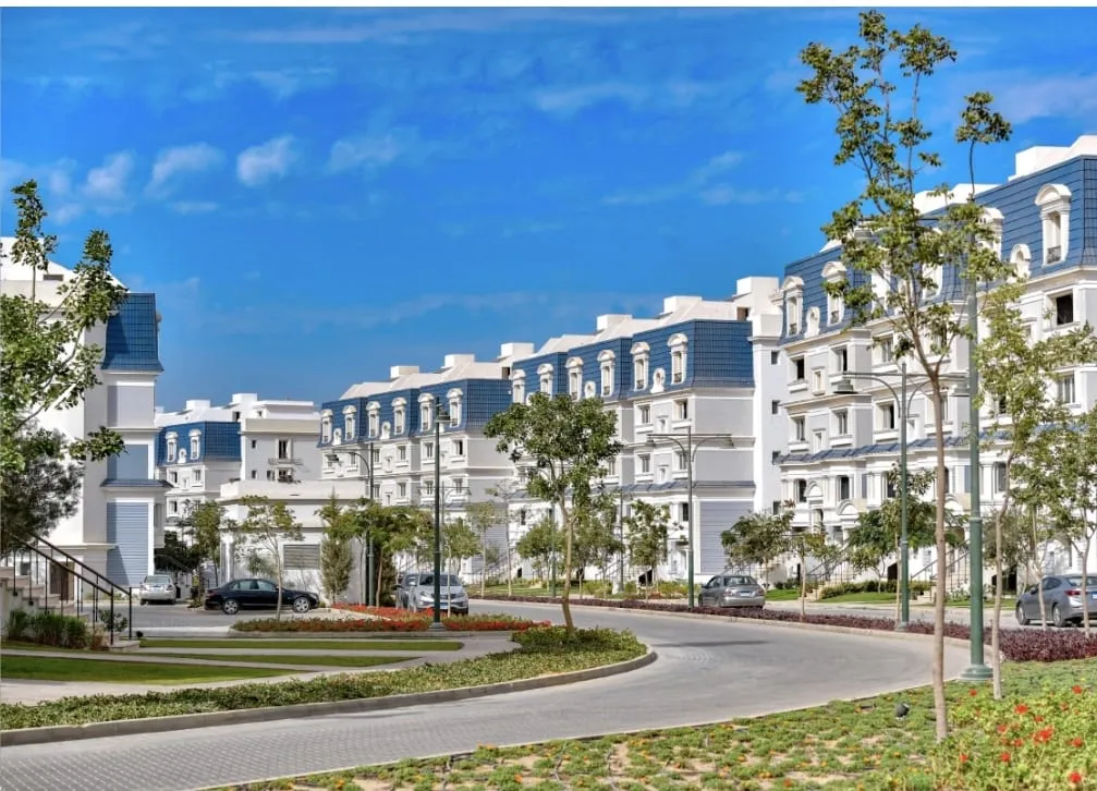 Ivilla installments for resale in New Cairo, Mountain View Hyde Park