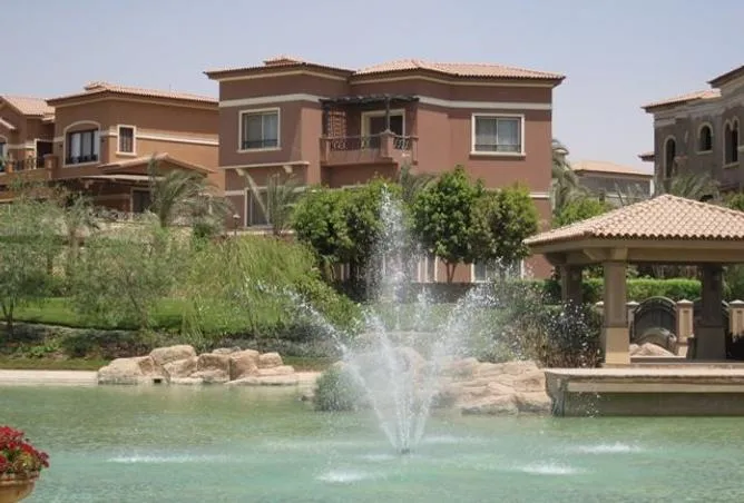 Twin House for sale at Lake View Compound by Lake View