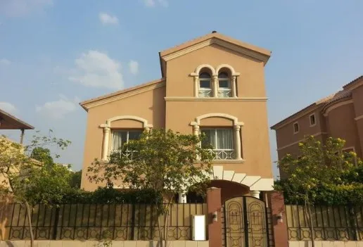 Villa for sale in compound Katameya Hills