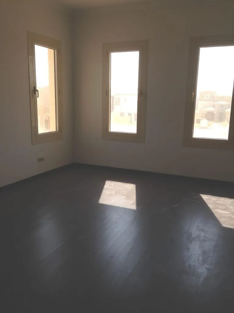 Gallery Image 13