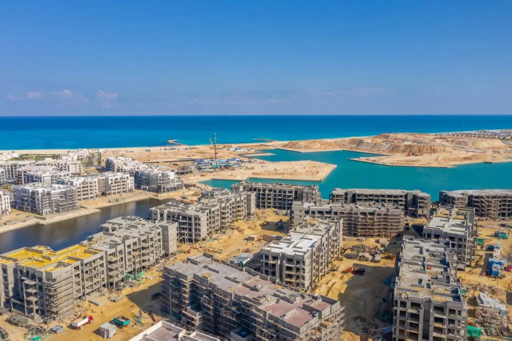Sale in Marassi: Chalet with land escape view for sale in marassi
