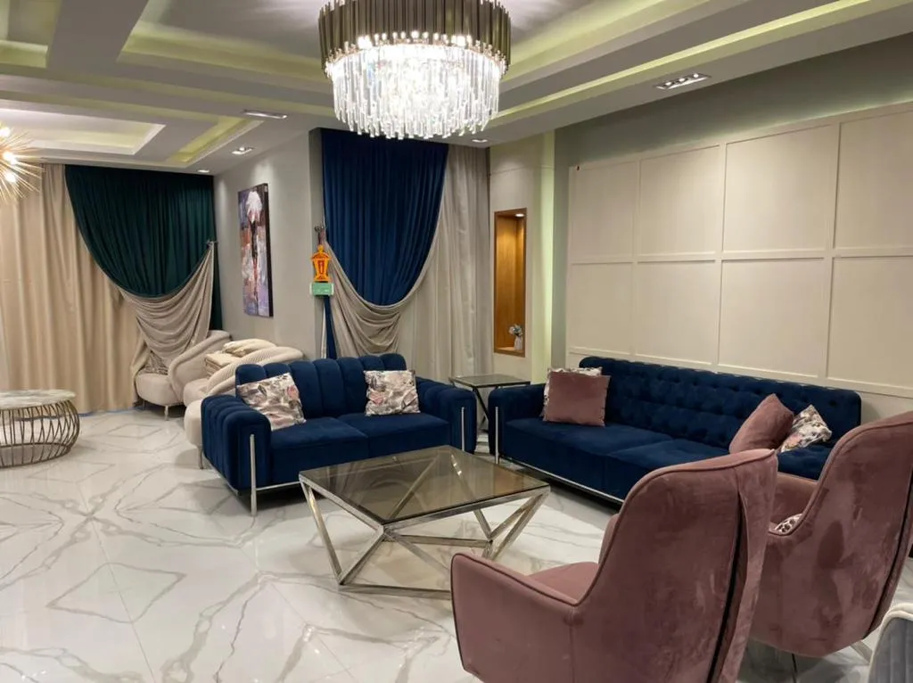 Gallery Image 12