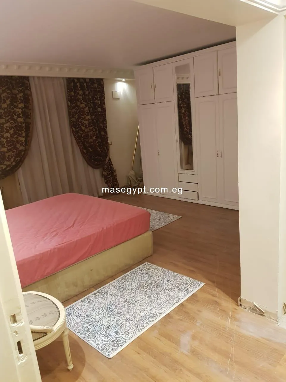 Gallery Image 7