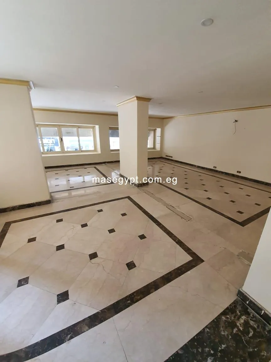 Mezzanine store for sale Super Lux in Mohandessin from Shehab st