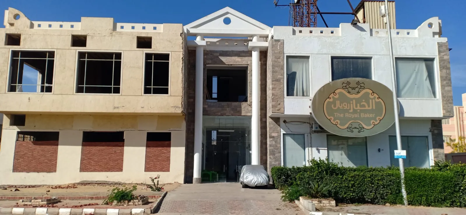 Small Mall For Rent in Shorouk City New Cairo