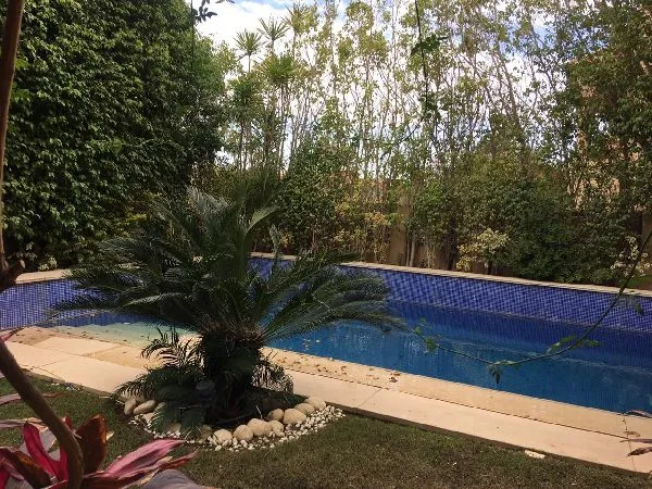 Twin House for Rent in New Cairo Katameya Residence, Roof and garden .