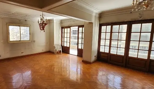 Apartment or office for rent, 200 sqm, in Mohandessin, Lebanon Main St