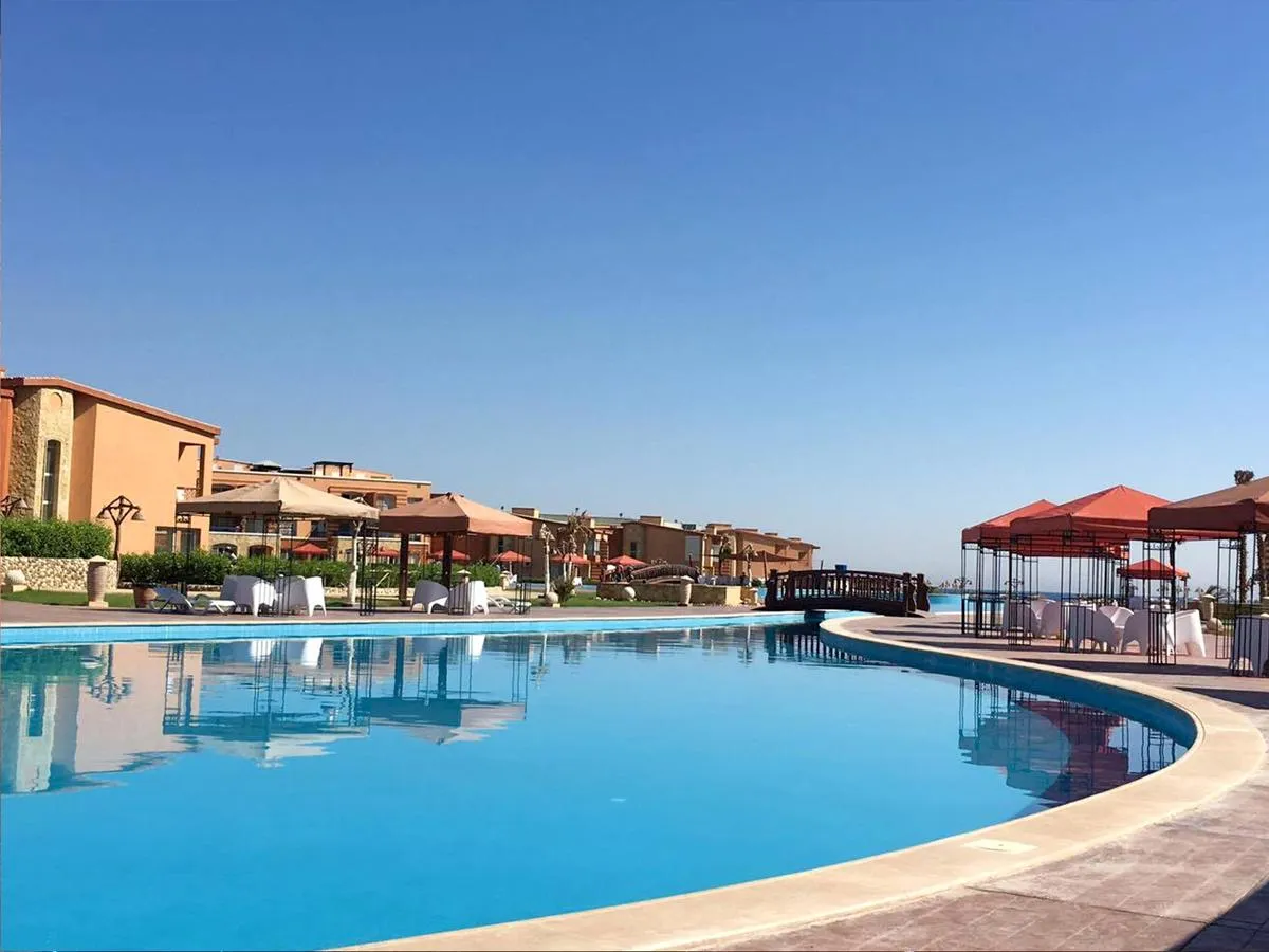 Chalet for sale in Blumar El Dome (Ain Sokhna) With Sea View
