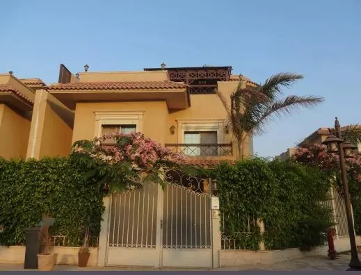 Sale in Flowers Park: Resale Apt in Flowers Park Near to AUC 168m