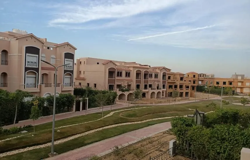 Sale in Katameya Gardens: own Apartment finished in katameya gardens