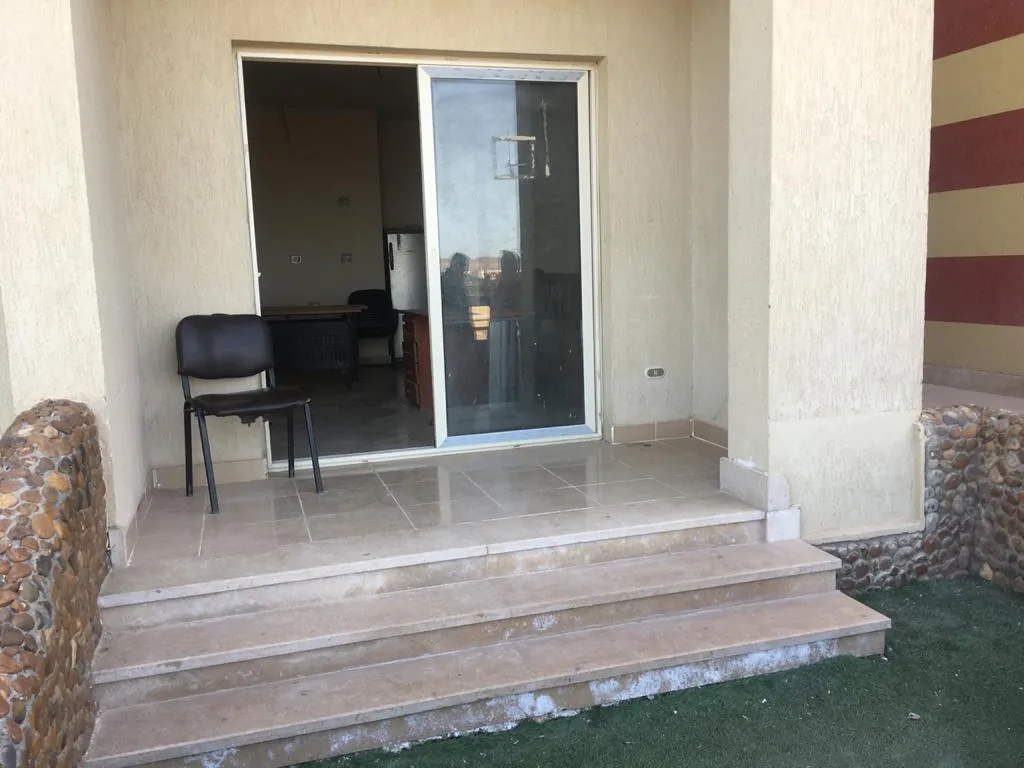 Sale in Porto Sokhna: furnished Chalet with garden for sale in porto