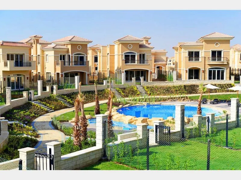 Sale in Stone Park: Luxury apartment in the heart of New Cairo+5%DP
