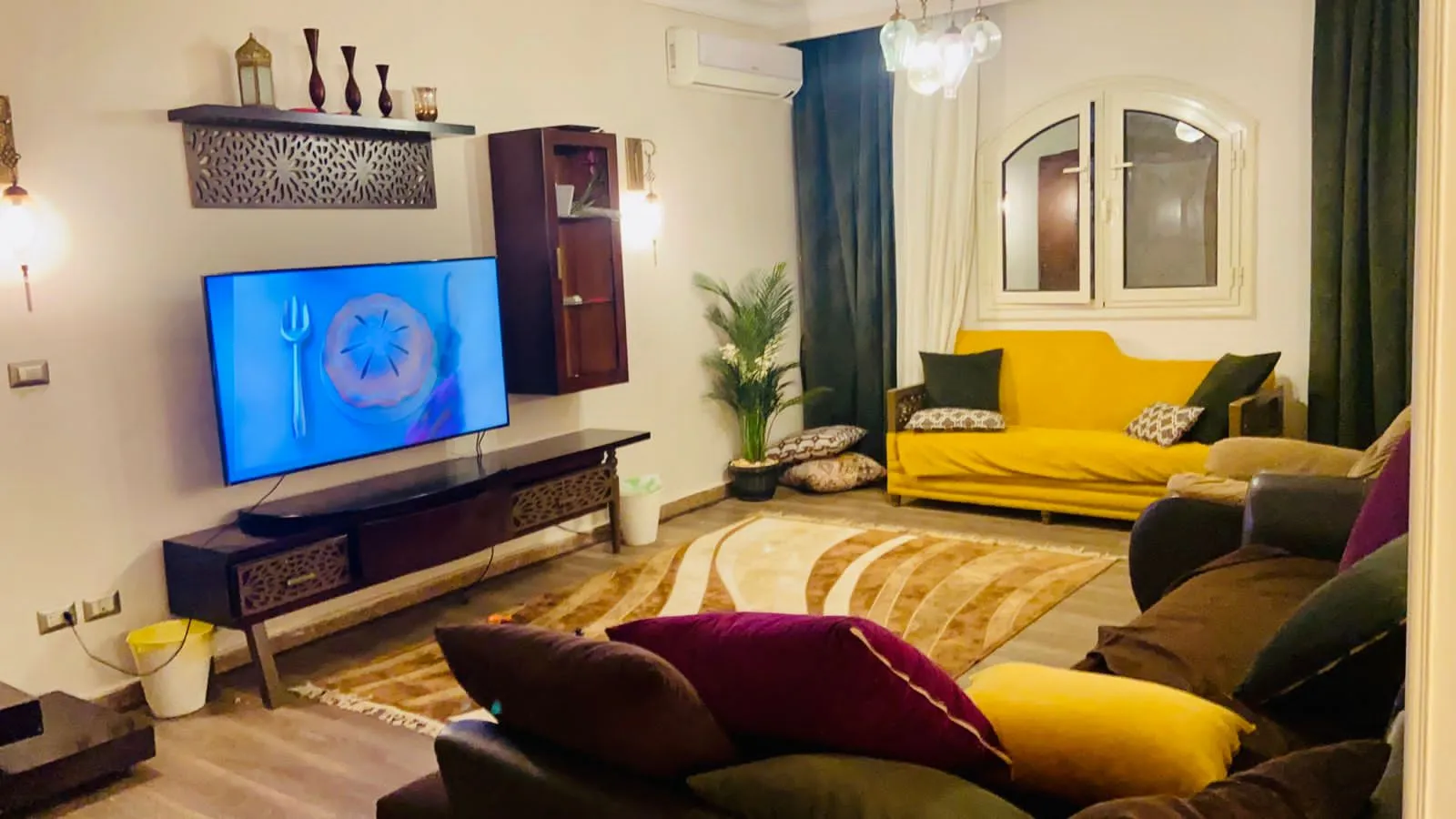 Gallery Image 1