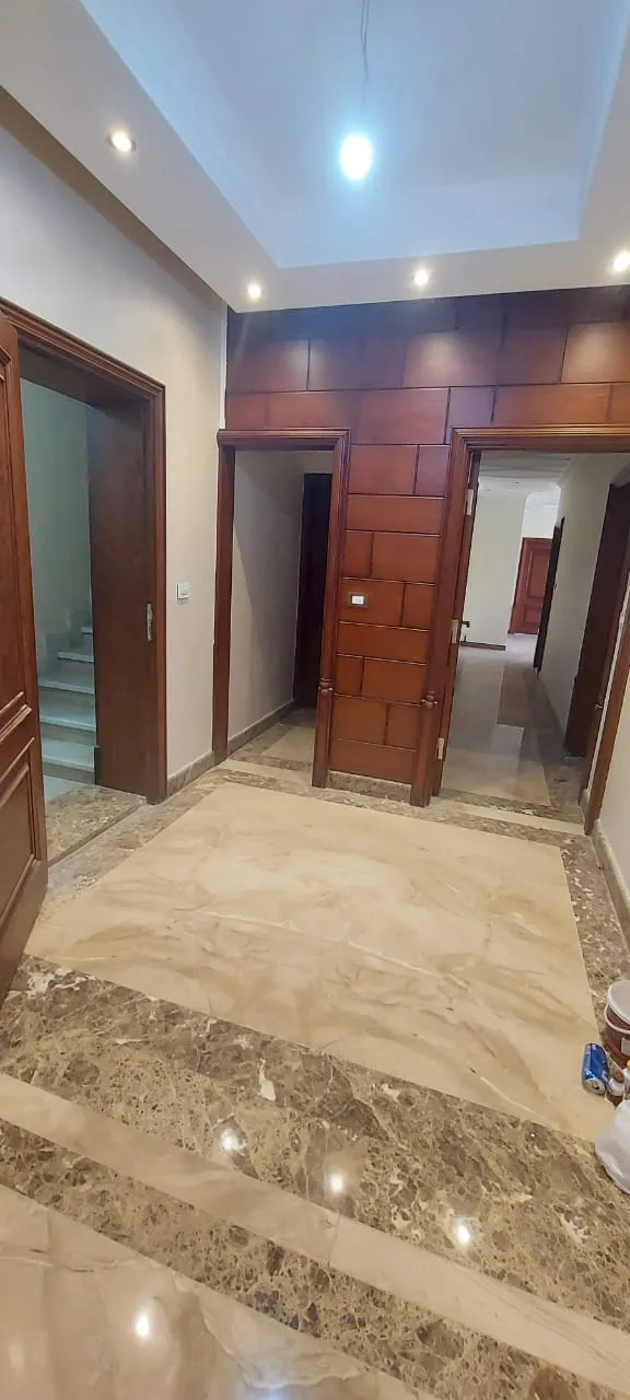 Gallery Image 14