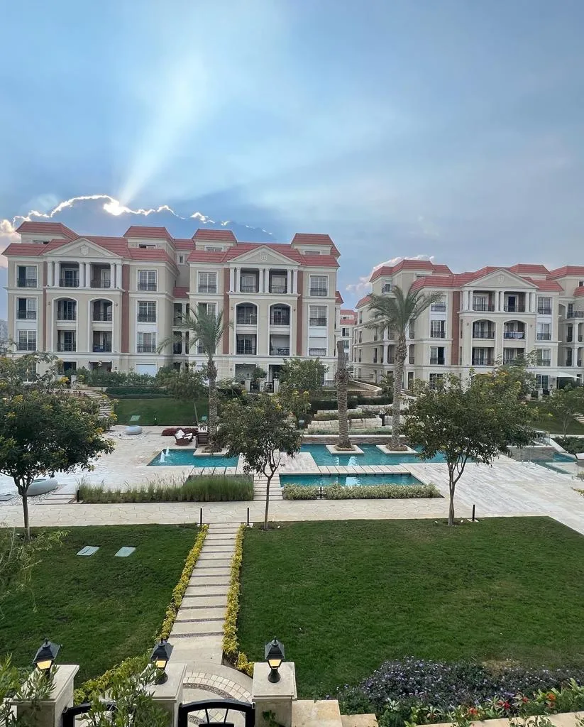 Studio 101m for sale in Regents Park New Cairo