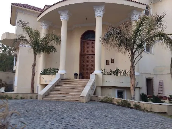 Sale in Royal Hills: Resale villa 450m fully finished and ready to move